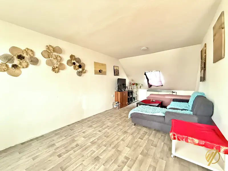 Prodej rodinného domu 188 m², pozemek 1077 m², Cerhenice – náhled fotky 1