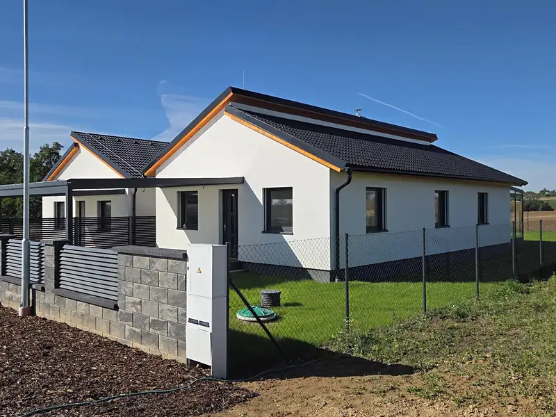 Prodej rodinného domu 128 m², pozemek 475 m², Horky nad Jizerou – náhled fotky 1