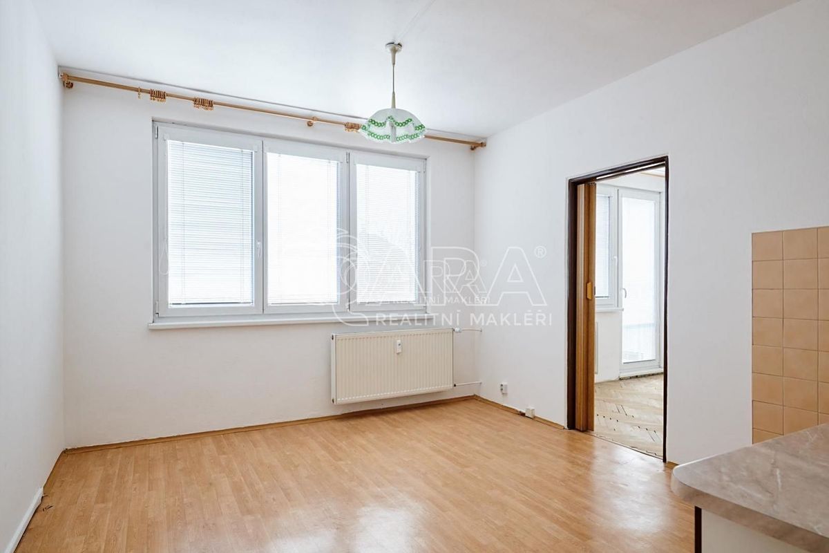 Pronájem bytu 1+1 37 m² – fotografie 4