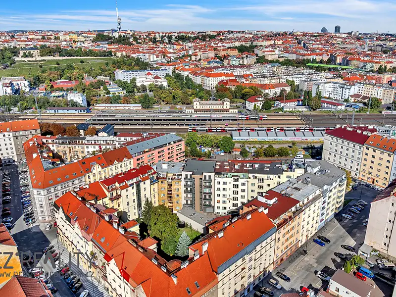 Prodej bytu 2+kk 45 m², Praha – náhled fotky 2