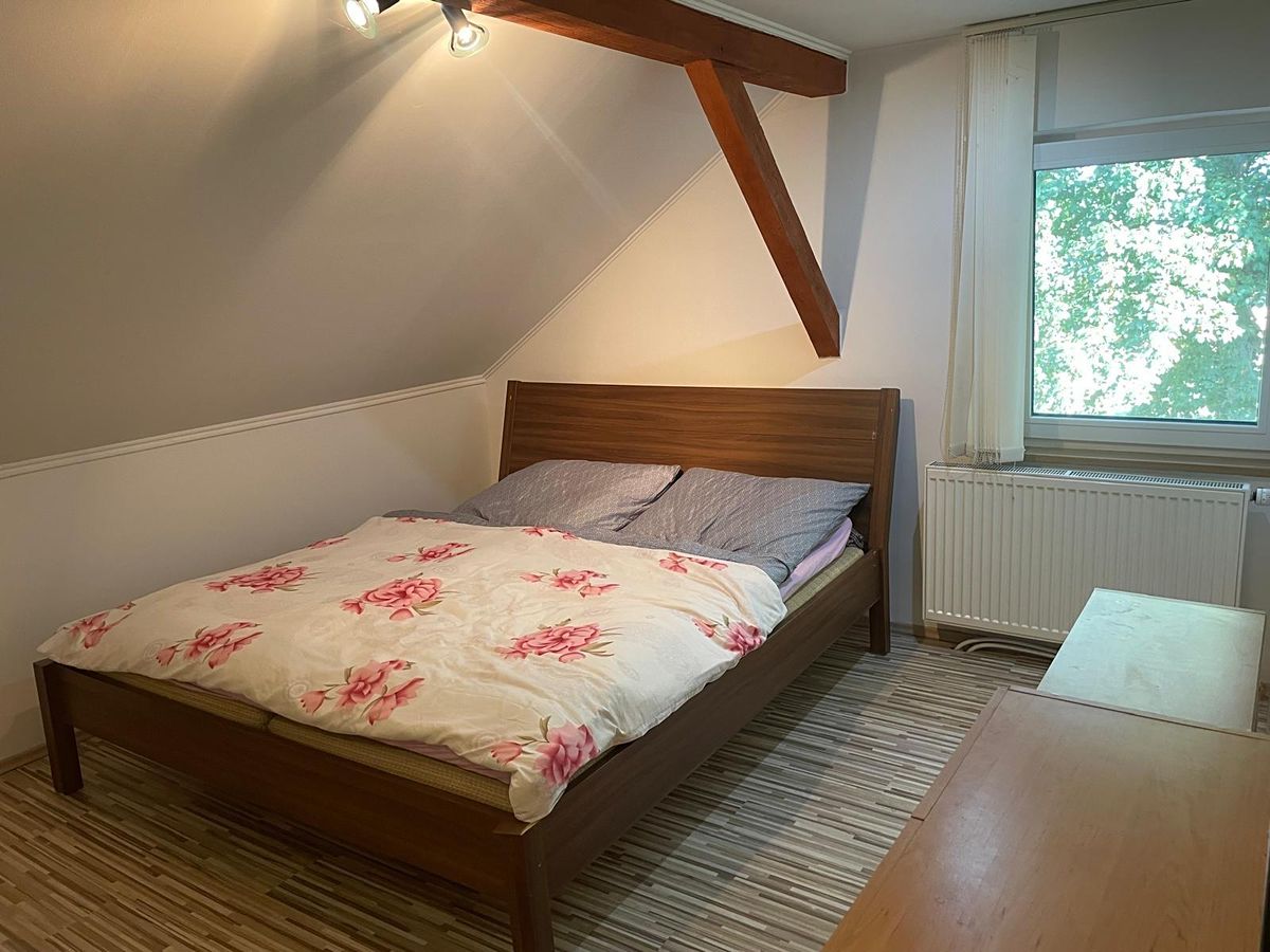 Pronájem rodinného domu 90 m², pozemek 300 m² – fotografie 5