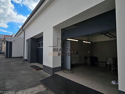 Pronájem obchodního prostoru 130 m²