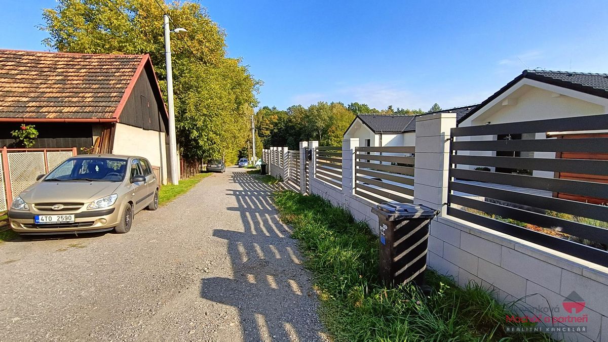Prodej stavebního pozemku 1809 m² – fotografie 5