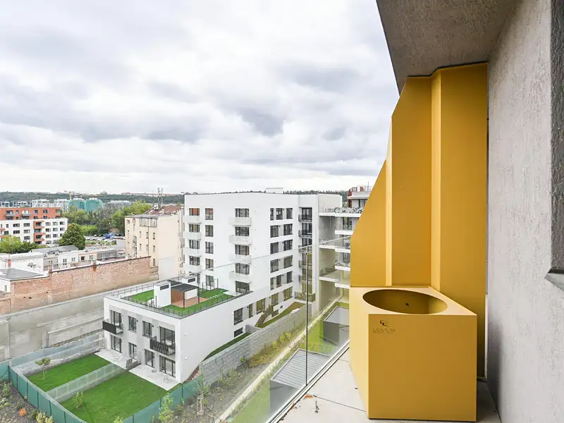 Pronájem bytu 2+kk 64 m², Praha – náhled fotky 2