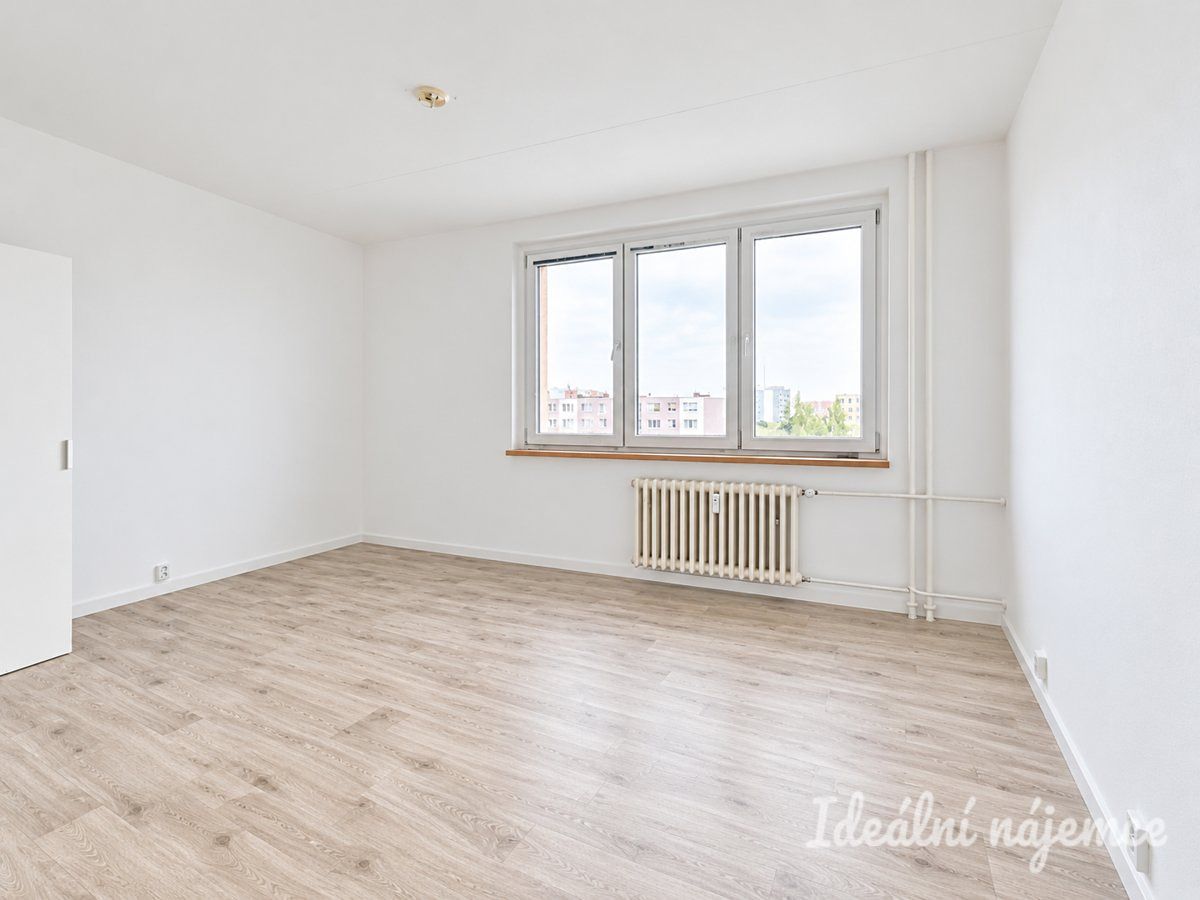 Pronájem bytu 2+kk 46 m² – fotografie 3