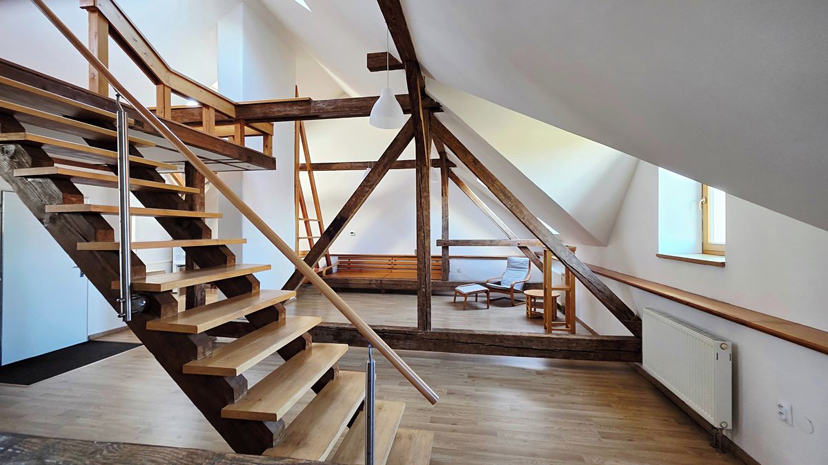 Pronájem kanceláře 106 m² – fotografie 2