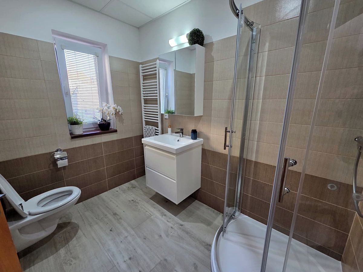 Pronájem bytu 2+kk 45 m² – fotografie 3