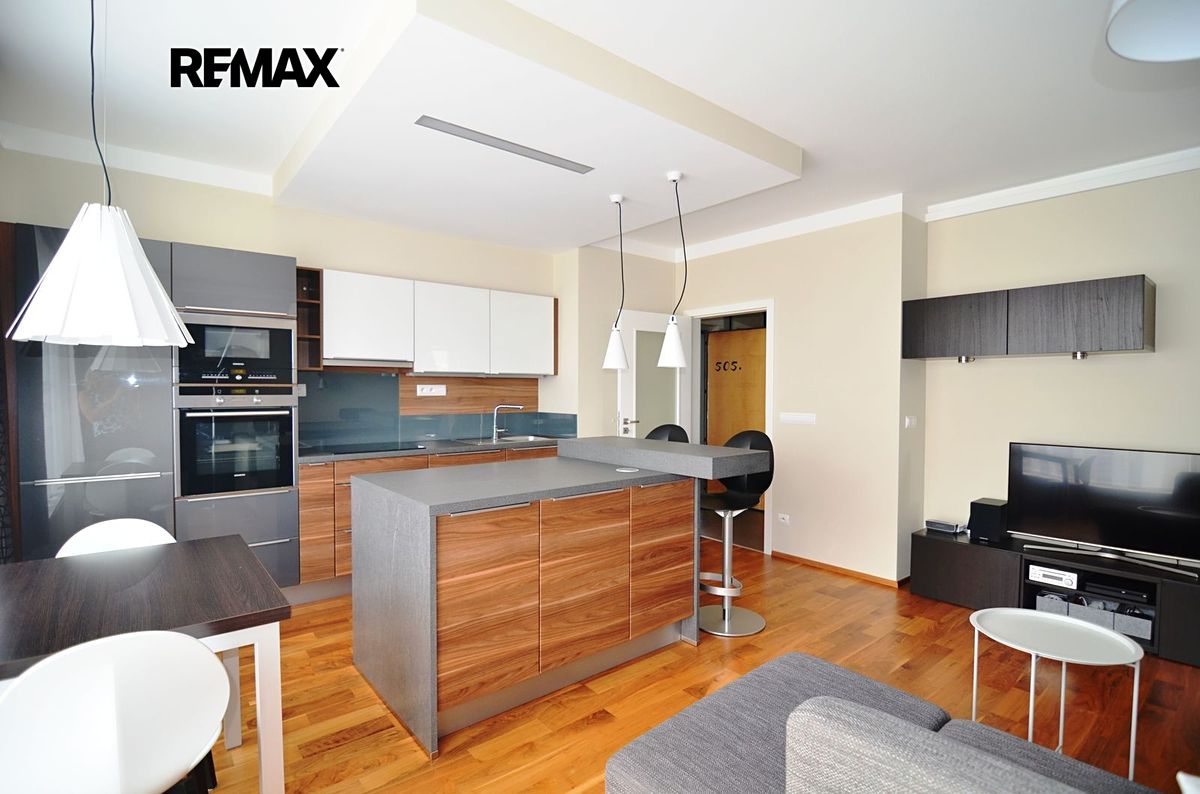 Pronájem bytu 2+kk 68 m²