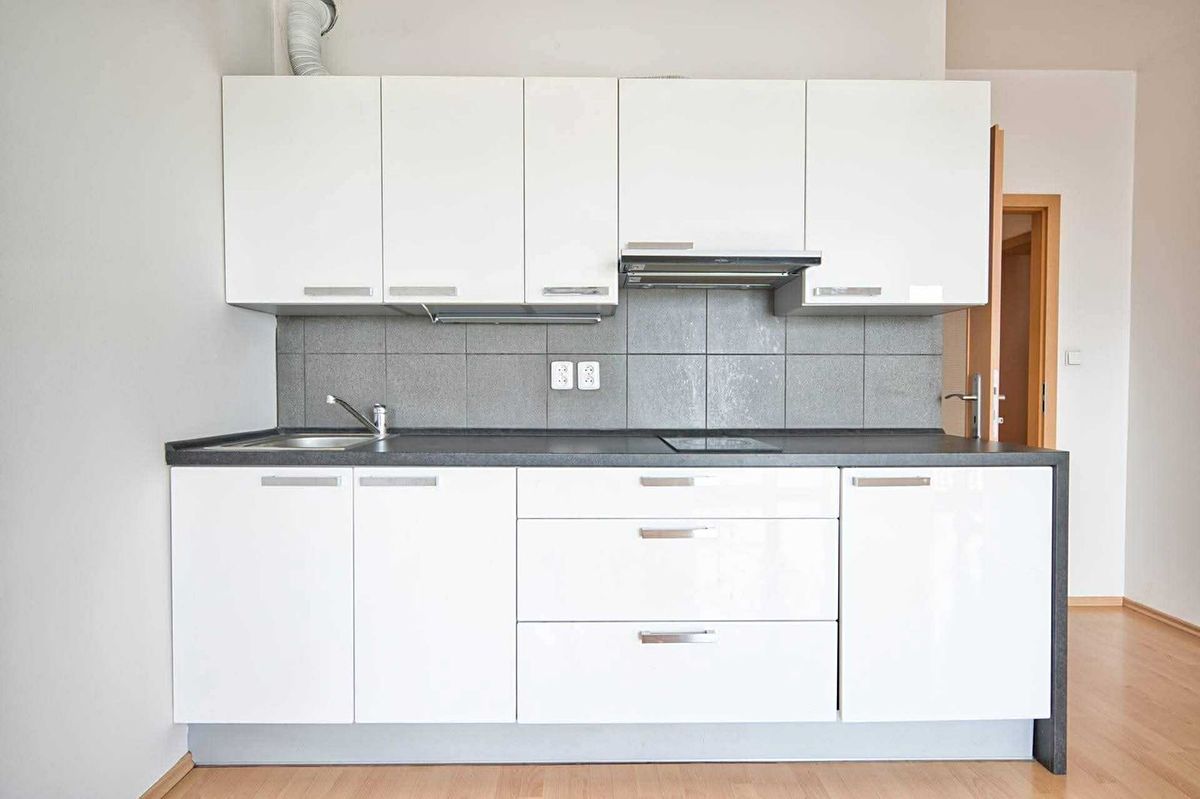 Pronájem bytu 2+kk 42 m² – fotografie 2
