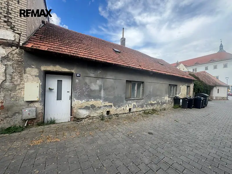 Prodej komerčního pozemku 1105 m², Uherský Ostroh – náhled fotky 3
