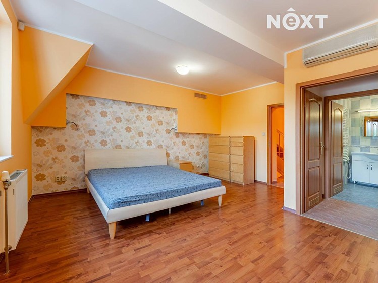 Haus zur Miete, 248 m² (13 von 35)