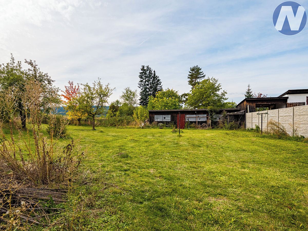 Prodej stavebního pozemku 980 m²