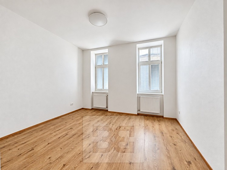 Pronájem bytu 2+kk, 60 m² (12 z 16)
