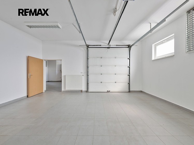 Pronájem komerčního prostoru, 169 m² (15 z 17)