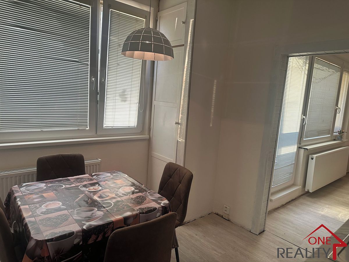 Pronájem bytu 3+1 69 m² – fotografie 3
