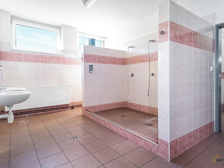 Комерційне приміщення в оренду, 1 480 м² (15 з 17)