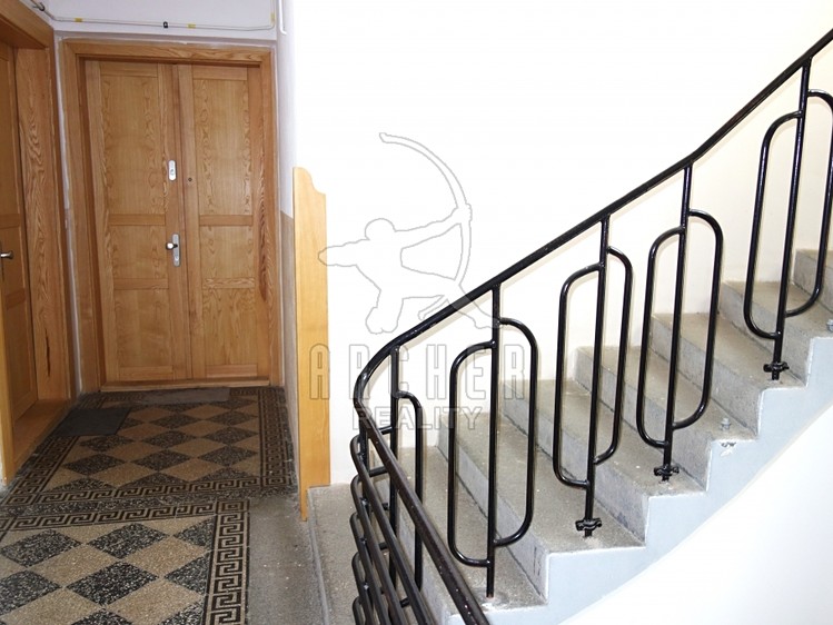 Prodej komerčního prostoru, 1 271 m² (4 z 20)