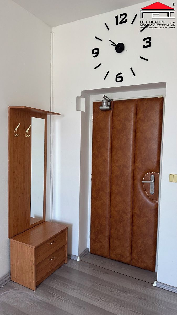 Pronájem kanceláře 24 m² – fotografie 3