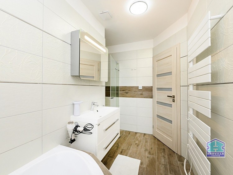 Prodej domu, 80 m² (23 z 36)