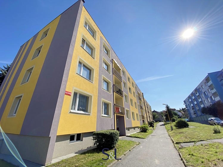 Wohnung 1+1 zur Miete, 34 m² (1 von 10)