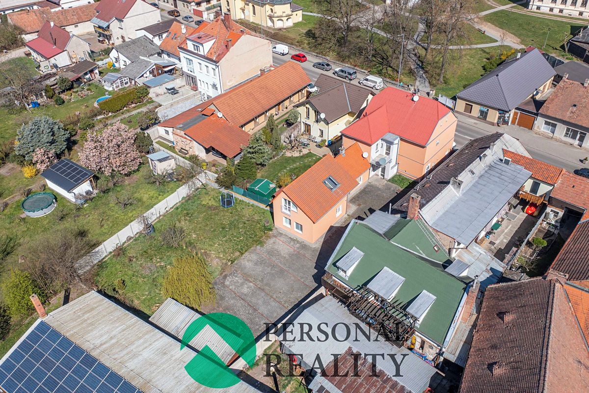 Prodej vícegeneračního domu 265 m², pozemek 904 m² – fotografie 4