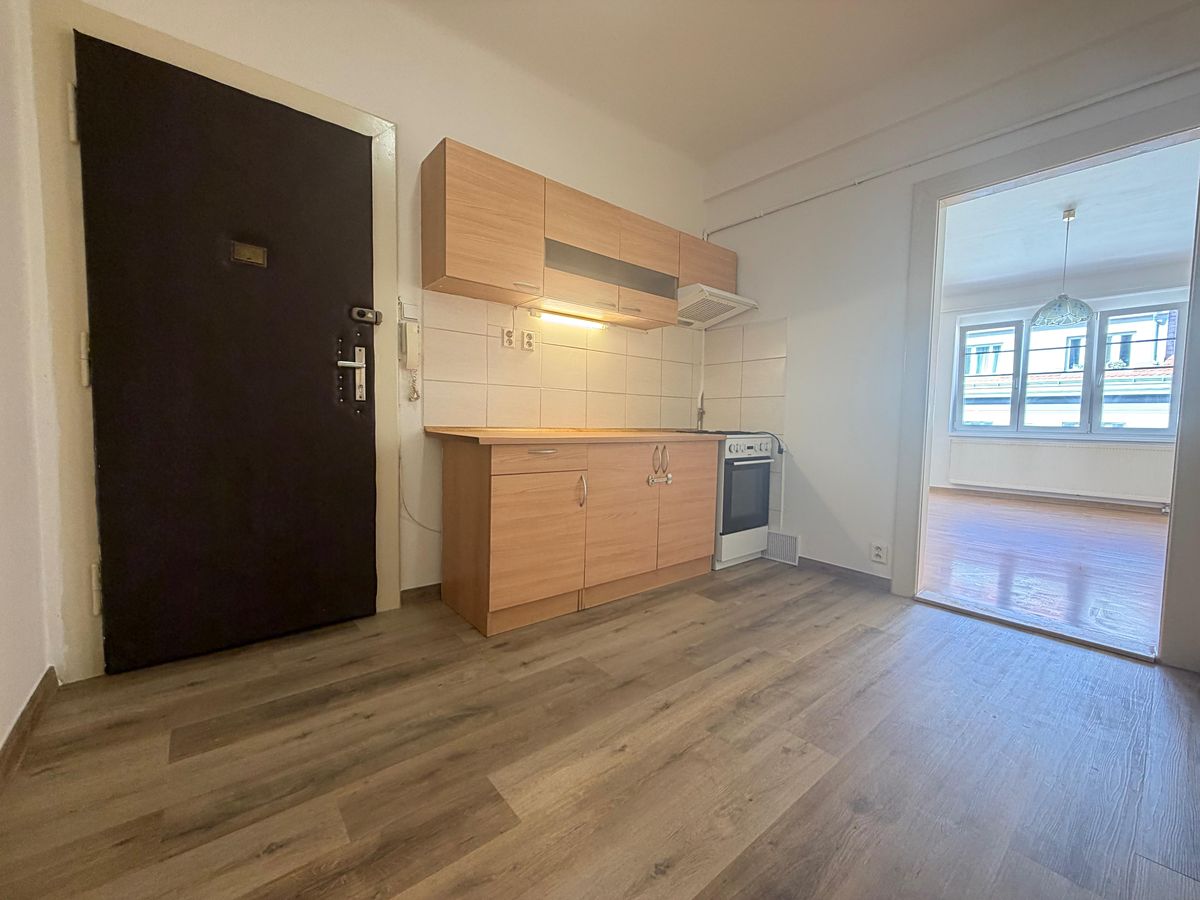 Pronájem bytu 2+kk 53 m² – fotografie 2