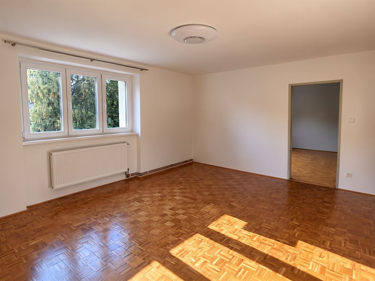 Pronájem bytu 3+1 76 m² – fotografie 3