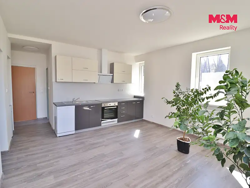 Prodej rodinného domu 245 m², pozemek 2645 m², Nejdek – náhled fotky 3