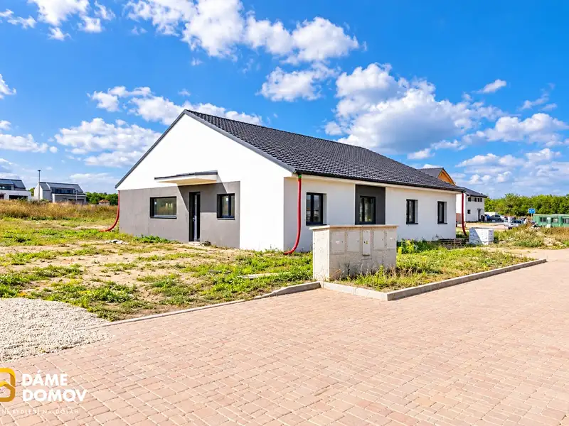 Prodej rodinného domu 106 m², pozemek 328 m², Velké Pavlovice – náhled fotky 2
