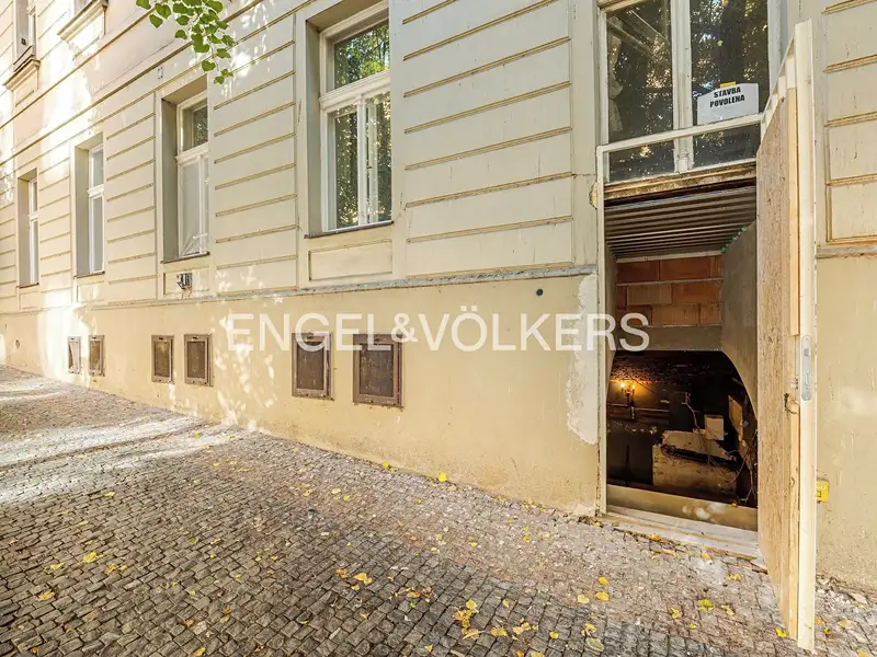 Pronájem obchodního prostoru 155 m², Praha – náhled fotky 2