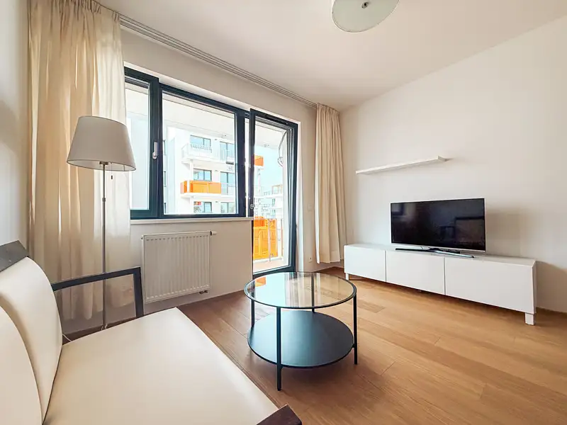 Pronájem bytu 2+kk, 50 m², Praha 8, Praha