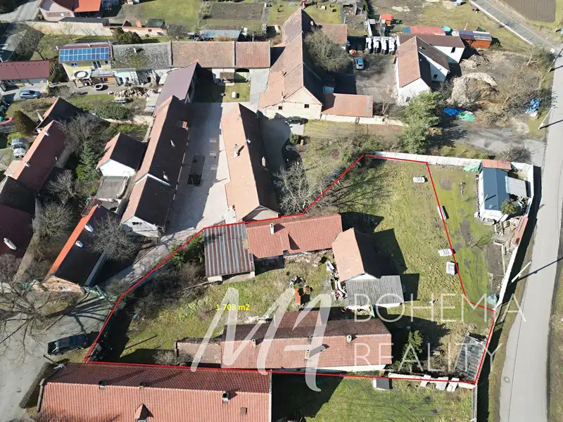 Prodej vícegeneračního domu 300 m², pozemek 1738 m², Velký Borek – náhled fotky 3