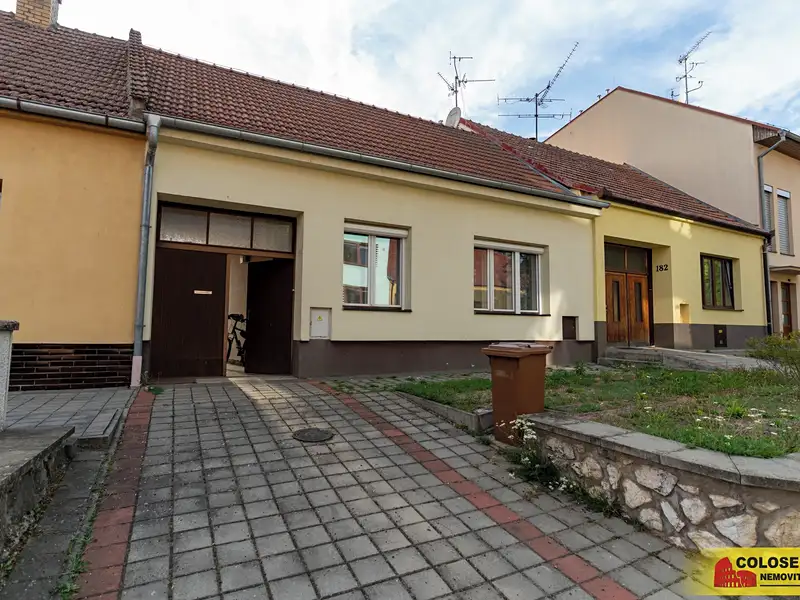 Prodej rodinného domu 120 m², pozemek 780 m², Bratčice – náhled fotky 1