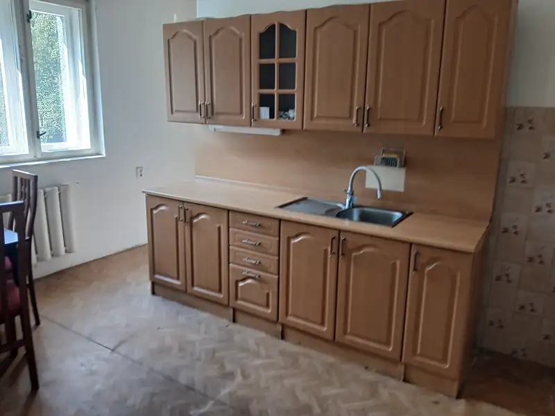 Pronájem rodinného domu 200 m², pozemek 1000 m², Valašská Bystřice – náhled fotky 3
