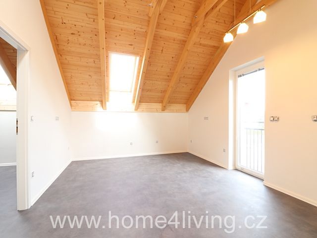 Pronájem bytu 2+kk 55 m²