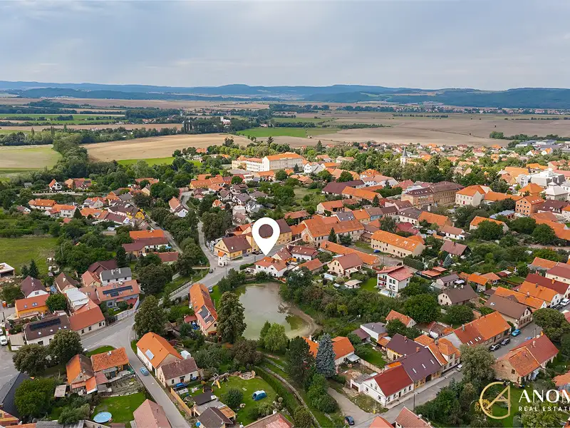 Prodej rodinného domu 200 m², pozemek 306 m², Hostomice – náhled fotky 3