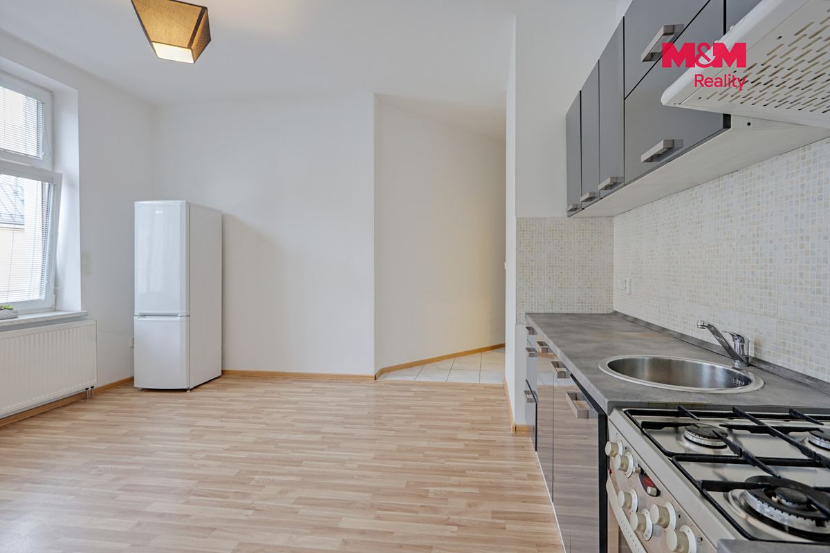 Pronájem bytu 2+kk 65 m² – fotografie 2