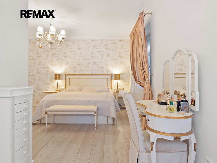 Prodej domu, 321 m² (9 z 32)