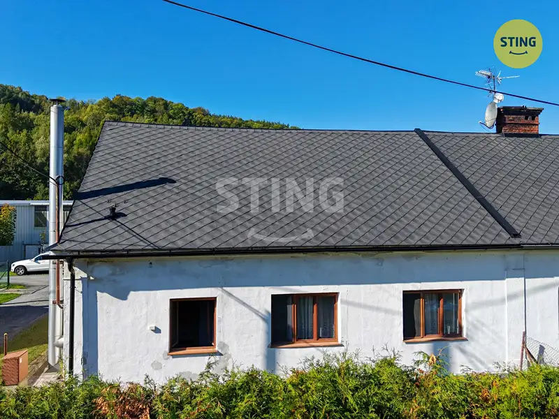 Prodej rodinného domu 167 m², pozemek 305 m², Vápenná – náhled fotky 2