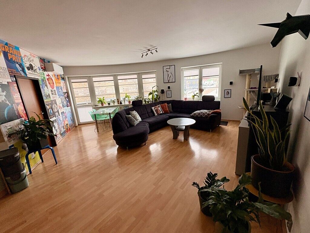Pronájem bytu 3+kk 78 m² – fotografie 2