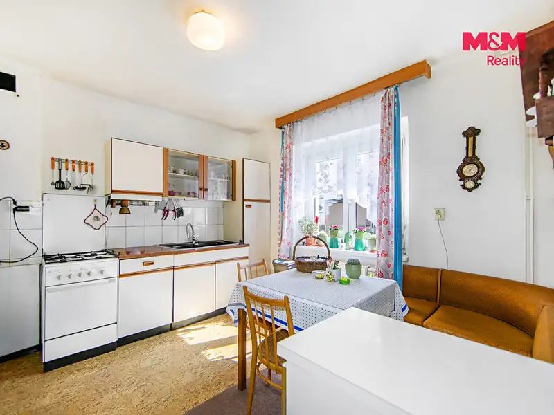 Prodej rodinného domu 130 m², pozemek 164 m², Cheb – náhled fotky 2