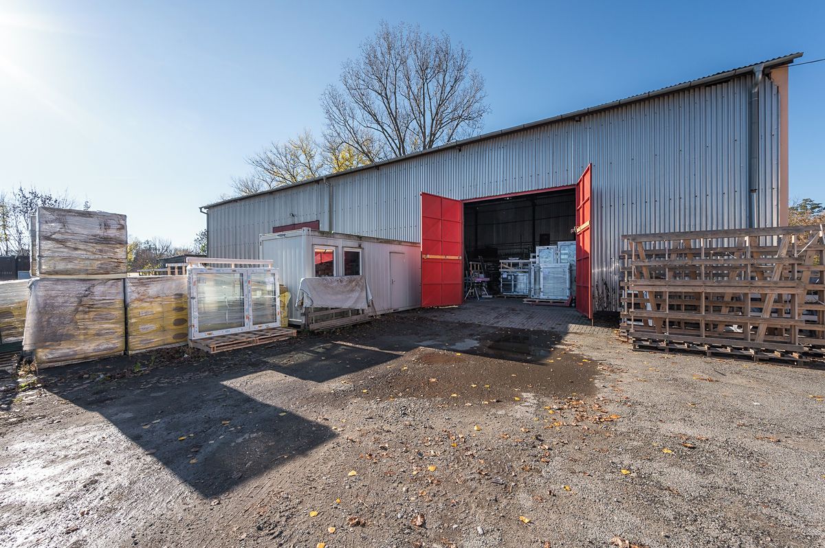 Pronájem skladového prostoru 250 m² – fotografie 3