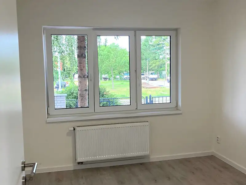 Pronájem vícegeneračního domu 140 m², pozemek 357 m², Praha – náhled fotky 3