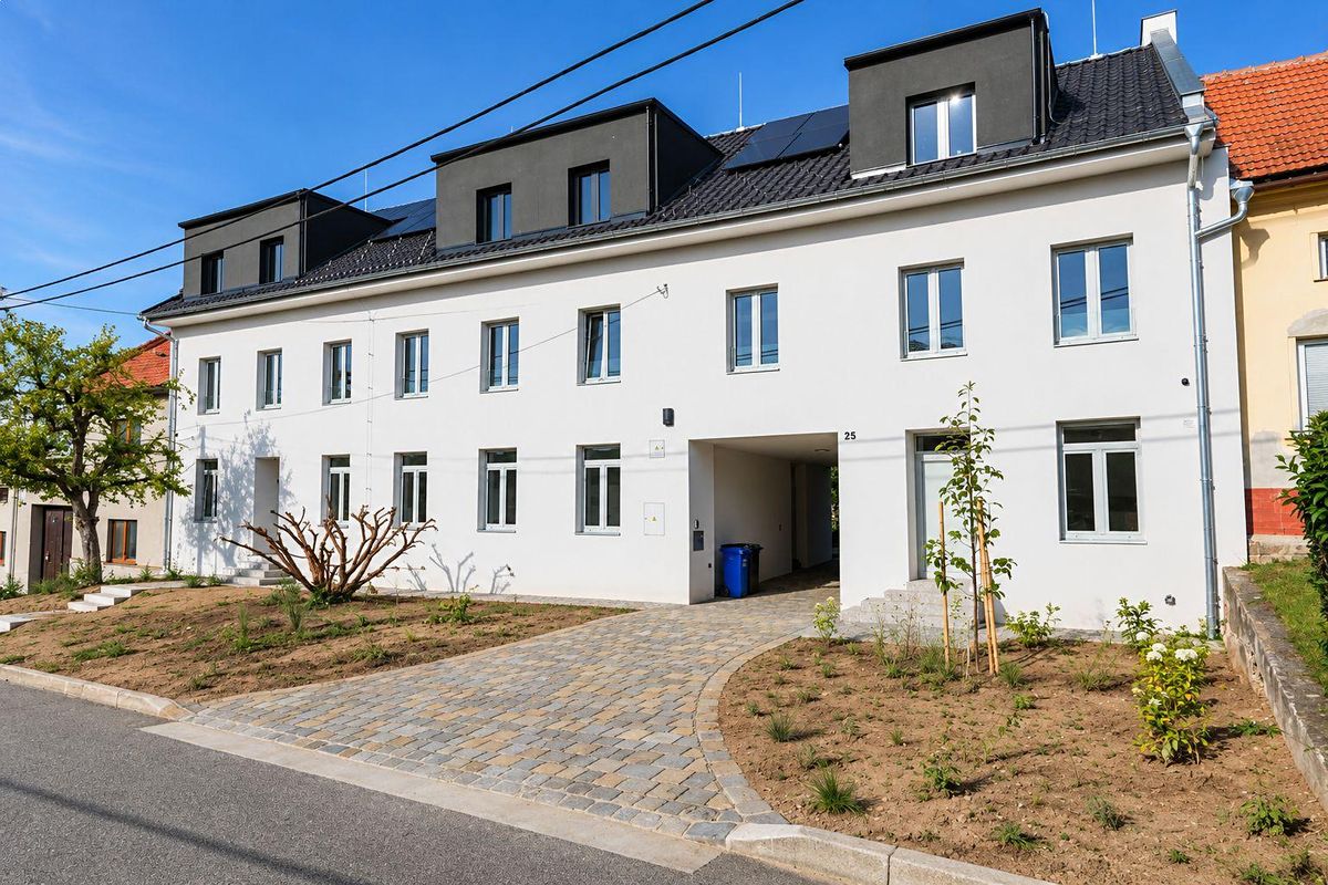 Pronájem bytu 4+kk 196 m², Rybníček – fotka 1 z 3