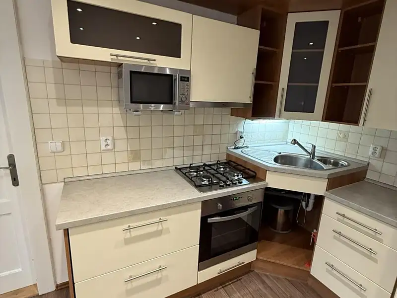 Pronájem bytu 1+1 52 m², Ústí nad Labem – náhled fotky 3