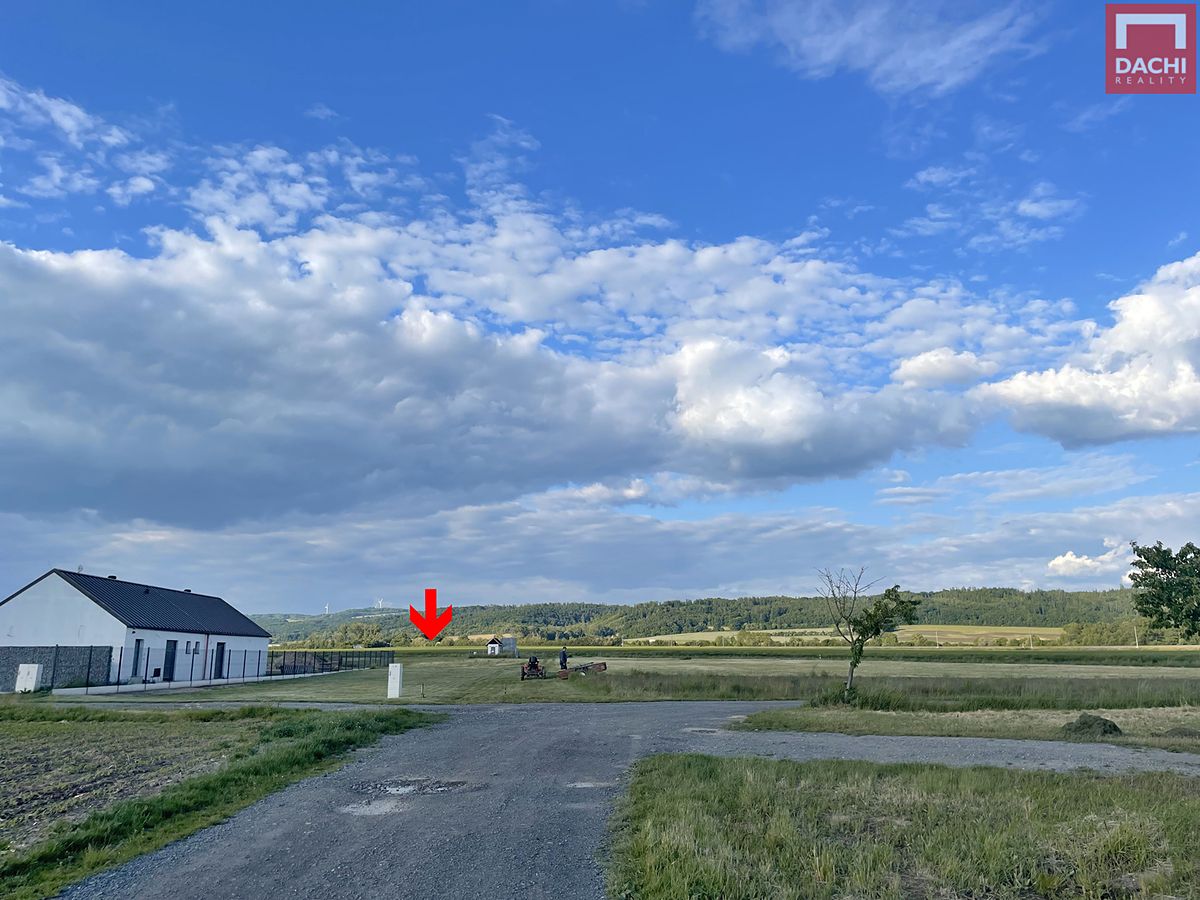 Prodej stavebního pozemku 1607 m² – fotografie 2