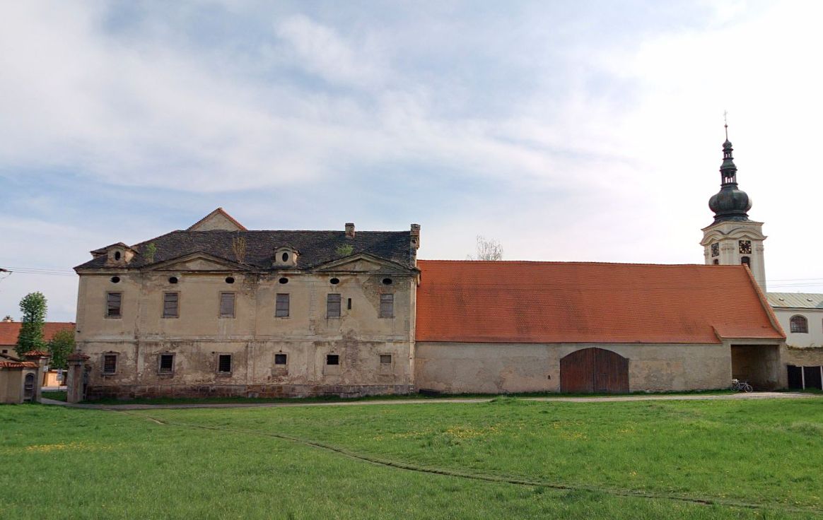 Prodej bytu atypický 2000 m²
