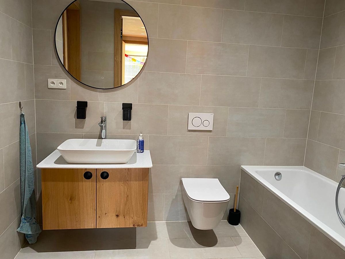 Pronájem bytu 4+kk 105 m² – fotografie 3