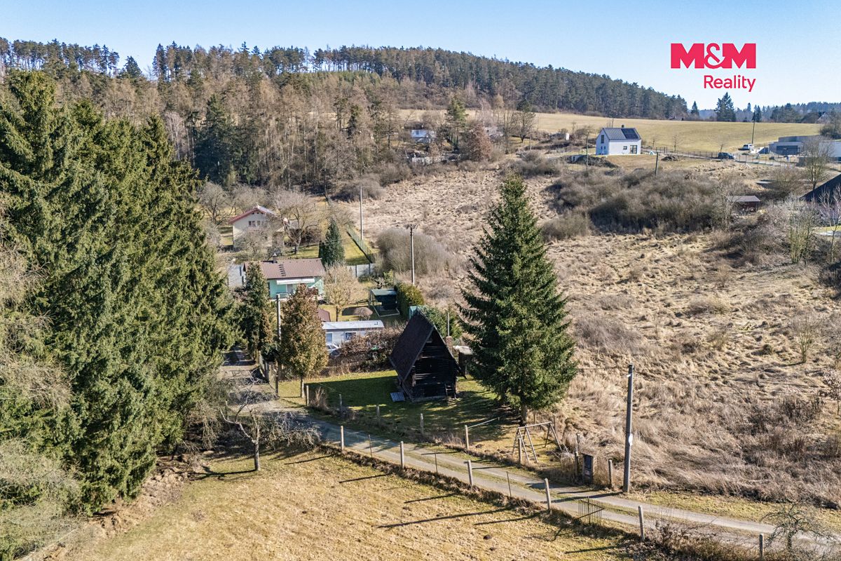 Prodej stavebního pozemku 305 m² – fotografie 5