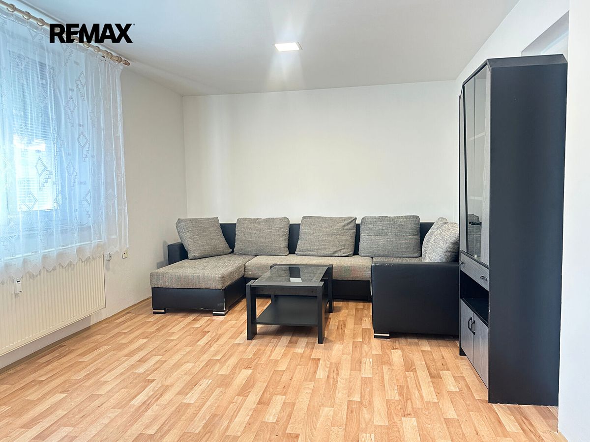 Pronájem bytu 3+1 74 m² – fotografie 5